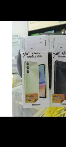 Samsung galaxy A05S 6/128 + charger