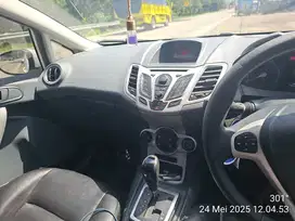 Ford Fiesta 2012 Bensin