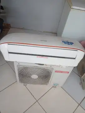 Dijual ac ½pk polytron