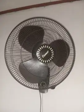 Kipas angin tembok cosmos