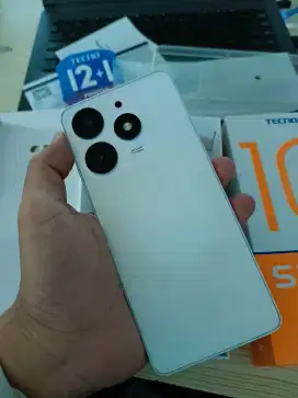 Tecno Spark 10 pro ram 8 internal 128 fulset mulus ori
