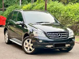 Mercedes Benz ML 350, Hitam Metalik 2008 Full Ori No Genap 179 Juta
