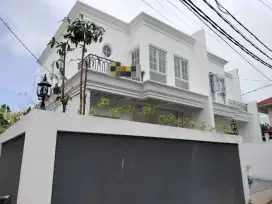 Di jual rumah mewah dekat tol jatiwaringin bekasi