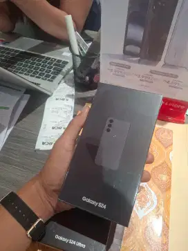 SAMSUNG S24 256GB Bonus Jam Fit3 + Charger Ori dan Speaker Premium