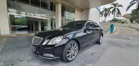 Mercy E300 Elegance Rare 2010 like new Low Km