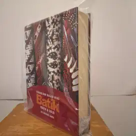 Buku Teknik dan Ragam Hias Batik Yogya & Solo Sri Soedewi Samsi