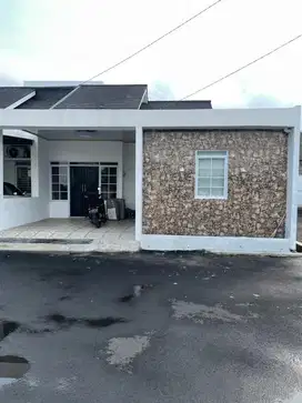 DIKONTRAK RUMAH SIAP HUNI