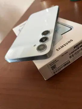 Samsung A55  5G  8-256GB
