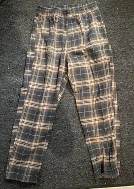 Celana uniqlo flannel easy ankle pants
