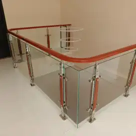 Tiang railing kaca tiang tangga stenlis pegangan tangga pvc