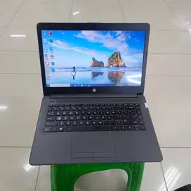 Laptop HP 14inc Processor i3 gen 10th ram 8gb ddr4 ssd 256gb siap pkai