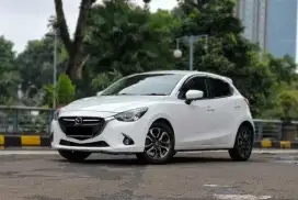 (Dp 10jt - Garansi 1th) Mazda 2 R Skyactiv 2016 Terawat Siap Pakai