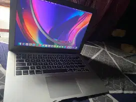 MacBook Air mid 2015 8/256