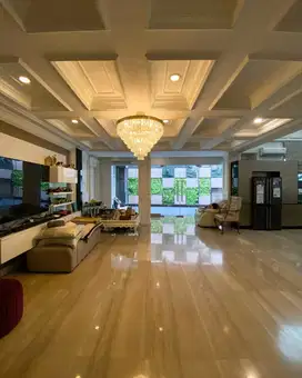 Rumah di pondok indah jakarta selatan