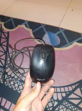 Mouse Logitech m90