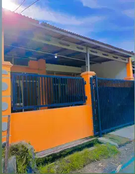 Jual cash griya Cileungsi 5 jln utama luas 72 hrga 300jta