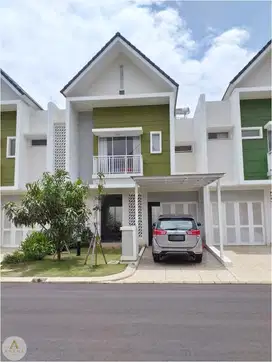 Rumah di summarecon cluster amanda siap huni