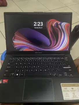 ASUS VIVOBOOK GO 14 E1404FA RYZEN 3 7320U 8GB 512GB RDN 610M W11+OHS