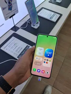 Samsung A56 5G Bonus Charger Original dan Kuota Internet 140GB 6 Bulan