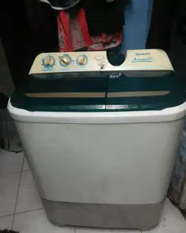 Mesin cuci 2 tabung merk Sharp