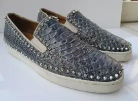 Sepatu Christian Laoubotin Kulit Ular Original Second