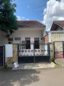 Rumah di Kontrakan