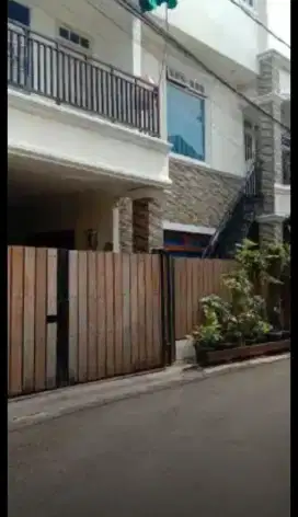 Kost nyaman, bersih, aman, bebas banjir
