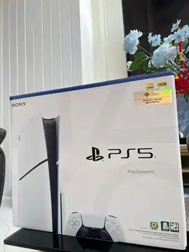 Di JUAL PS 5.  Jarang pakai baru beli 3bln lalu