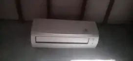Ac Daikin 3/4  mesin normal