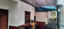 Rumah cocok untuk hunian maupun rumah kost di lingkungan Asri di tebet