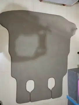 Karpet belakang rush lama
