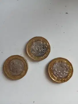 UANG KOIN 1 POUND ELIZABET II 2016 dan 2017