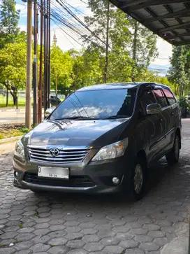 (Lowkm) Innova Diesel G 2013 matic darkgrey toyota
