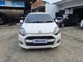 DP 5JT Daihatsu Ayla 1.0 X Bensin-AT 2015 Putih CTFMB