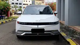 Hyundai Ioniq 5 Long Range Signature EV Putih NIK 2023 Like New Record