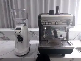 Mesin Espresso Simonelli Appia II singel + Grinder Simonelli MDJ Bekas