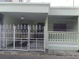 Dikontrakkan Perum Randuagung Dekat Satlantas Gresik
