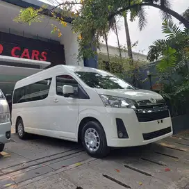 Hiace Premio 2025