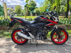 Honda CB150R StreetFire 2014