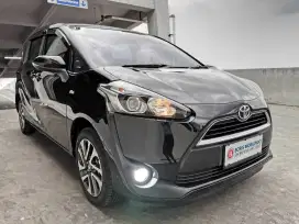 Toyota Sienta V 2017 AT Hitam TDP 5jt Q Automatic