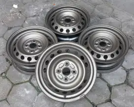 Velg Kaleng Mobil Ring 14