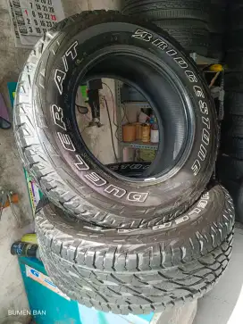 Ban 265 65 R17 Bridgestone Dueler A/T Pajero Fortuner