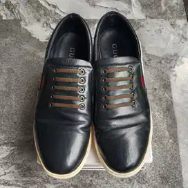 Sepatu Pria Gucci