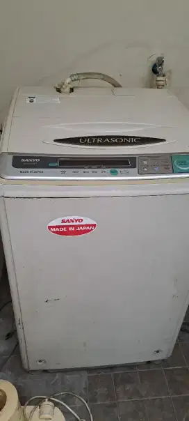 Jual mesin cuci sanyo/bekas