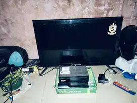 Politron lcd 32 inc