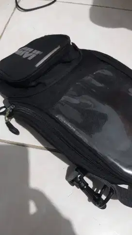 Givi Tas Tangki Motor Smartphone Holder Original