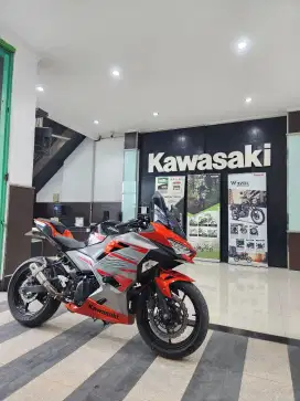 Ninja 250 SE ABS MDP