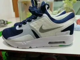 Sepatu Nike Air size 38 insole 24
