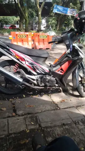 Jual motor supra x