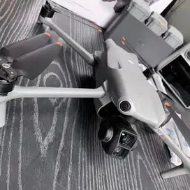 Drone DJI Air 3 RC2 Combo 3 Baterai